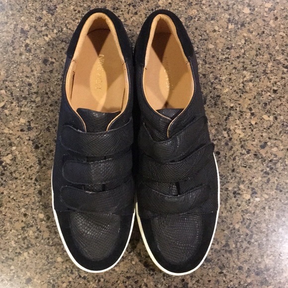 Nine West Textured Sneaker - Picture 7 of 7